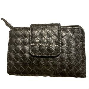 Adrienne Vittadini Black Woven Wallet Zip & Clasp